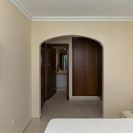 Apartament Los Korales Apartman *